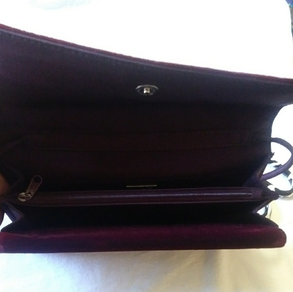 Nine West Red Velour Purse Shoulder Strap - Picture 8 of 8